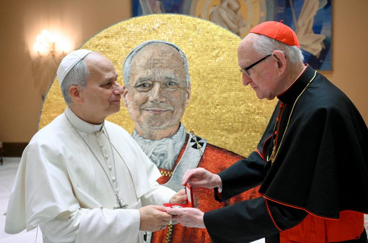 Mosaiken med påveporträttet till Paulusbasilikan presenterad för Leo XIV