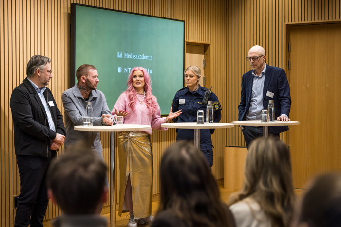 I panelsamtalet så deltog Muharrem Demirok, Joakim Lundell, Melinda Jacobs, Maja Skepp och Christer Kustvik. 