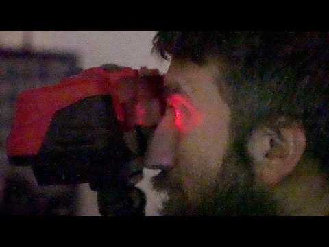 Video till The Slow Mo Guys filmar Nintendos Virtual Boy
