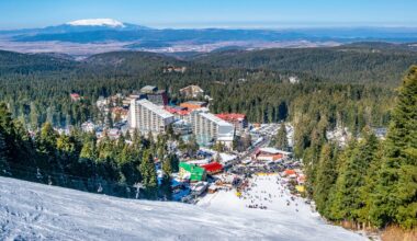 Ilskan mot hotellet i Bulgarien – efter skylten i lobbyn