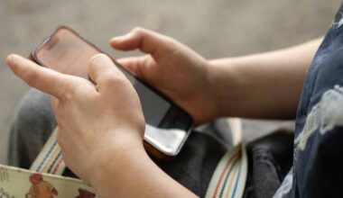 Föräldrar i Brändö sluter pakt – inga smarttelefoner till förstaklassarna | Huvudstadsregionen