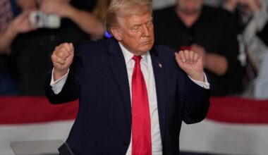 Hoten mot Donald Trump – om Kristi Noem