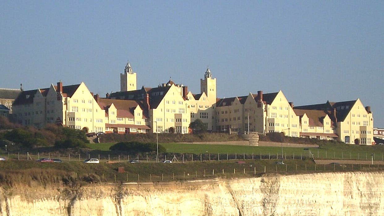 15-årig flicka mystiskt död på elitskola