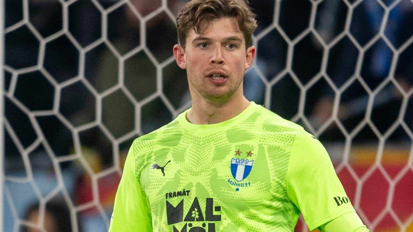 Malmö FF säljer Melker Ellborg till Sunderland