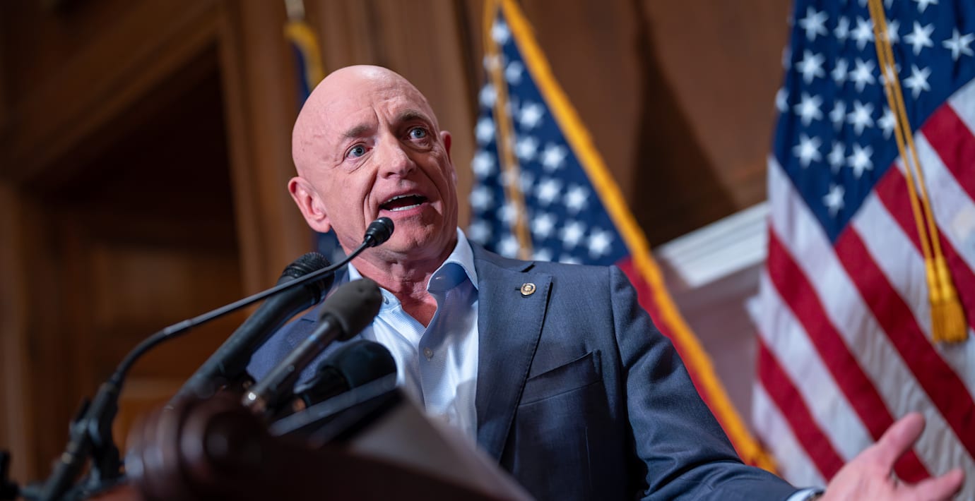 Hegseth hotar med sänkt pension efter utspelet