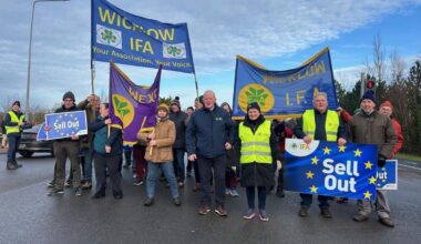 Tusentals irländska bönder i Mercosur-protest