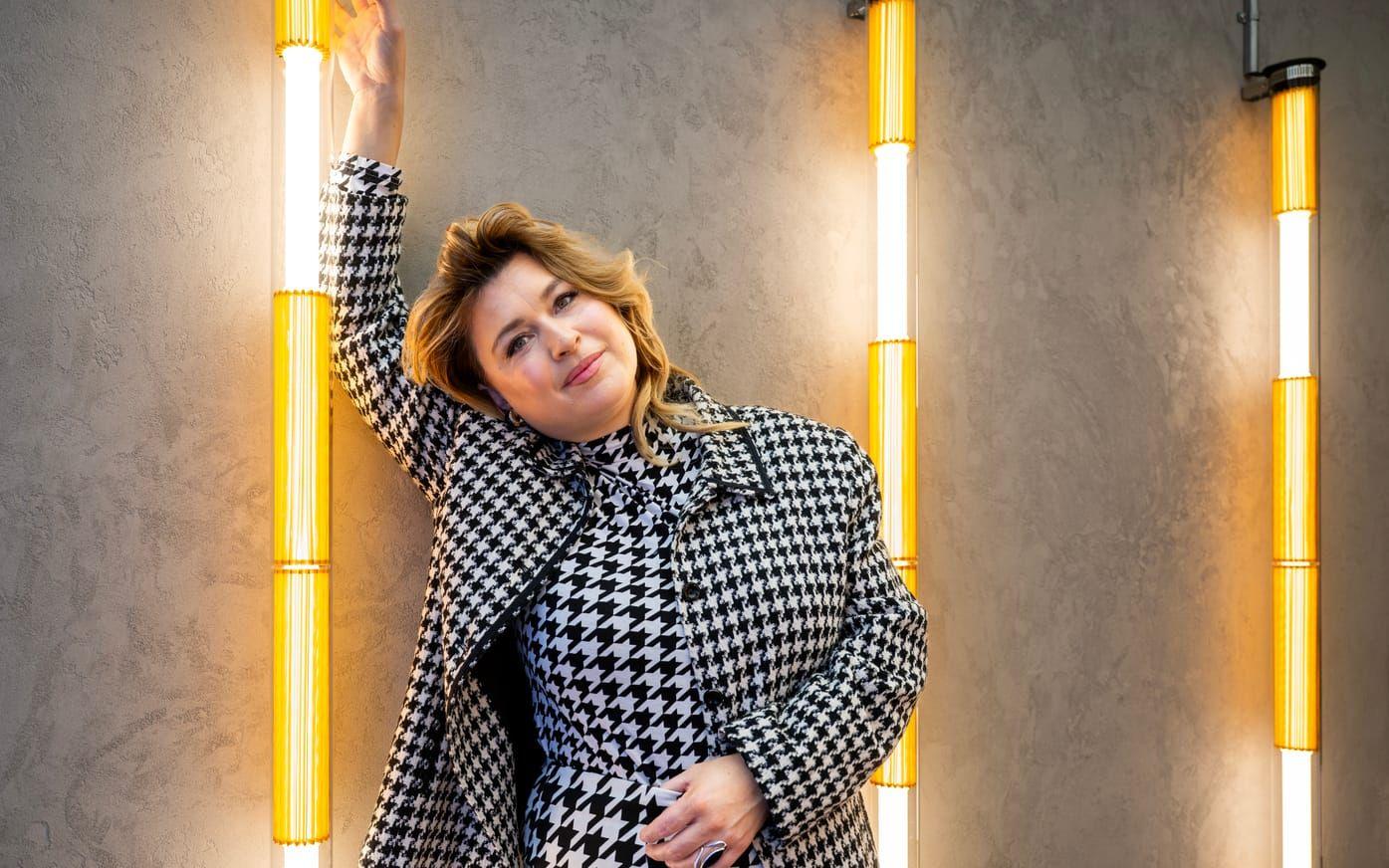 Linnea Henriksson har länge längtat efter att stanna upp men har samtidigt svårt för att sitta stilla. 