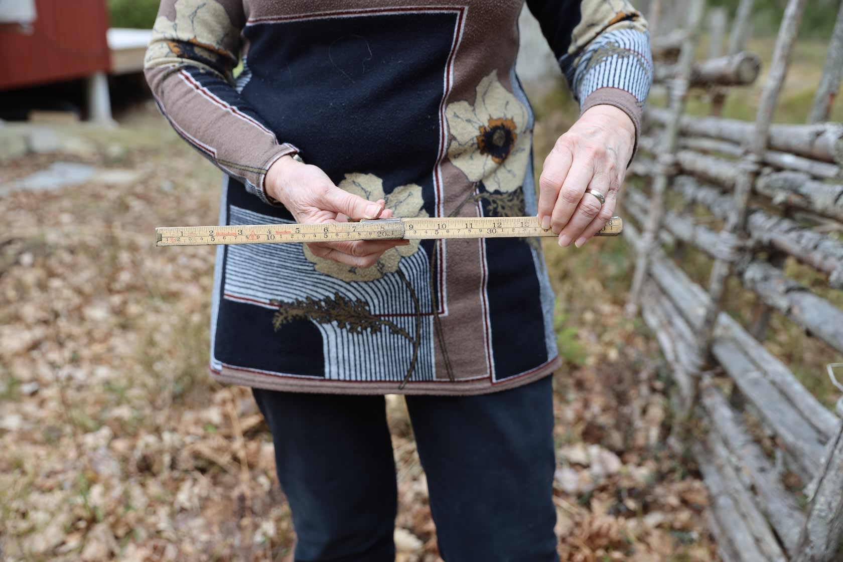 Huset står 34 centimeter för nära tomtgränsen.