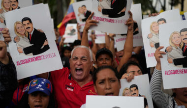 Amerikaner bör lämna Venezuela omedelbart