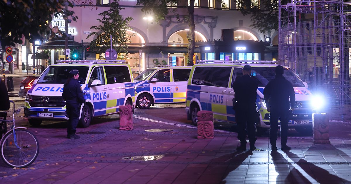 Tonårspojke döms för skjutning på Stureplan – ordningsvakt skadades