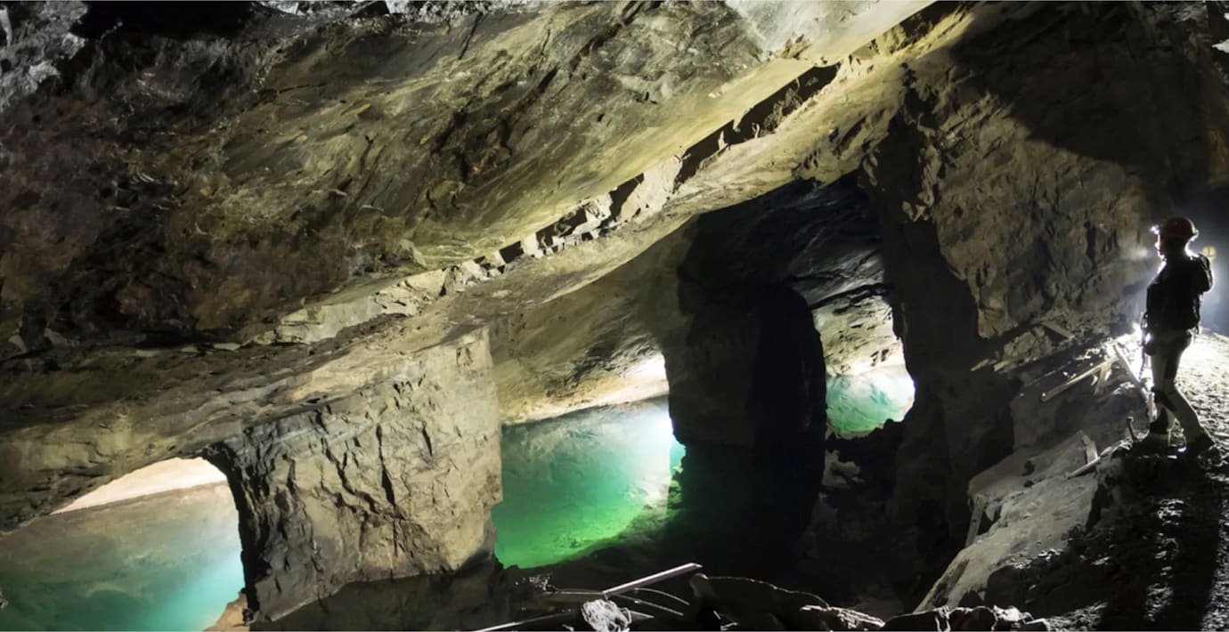 Avlidne dykaren hämtad i gruvan efter olyckan