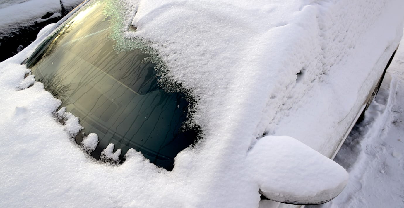 Skrapade inte rutorna – blir av med körkortet