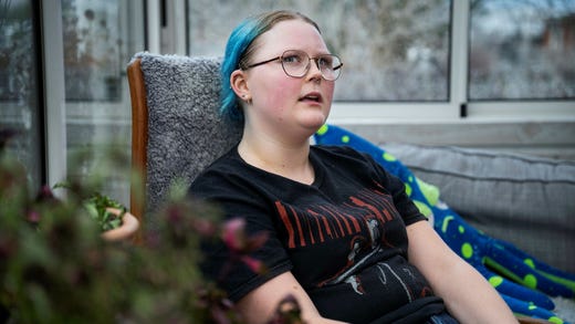 Ellinor Alm började få ångest av att gå i skolan när hon var tio år.