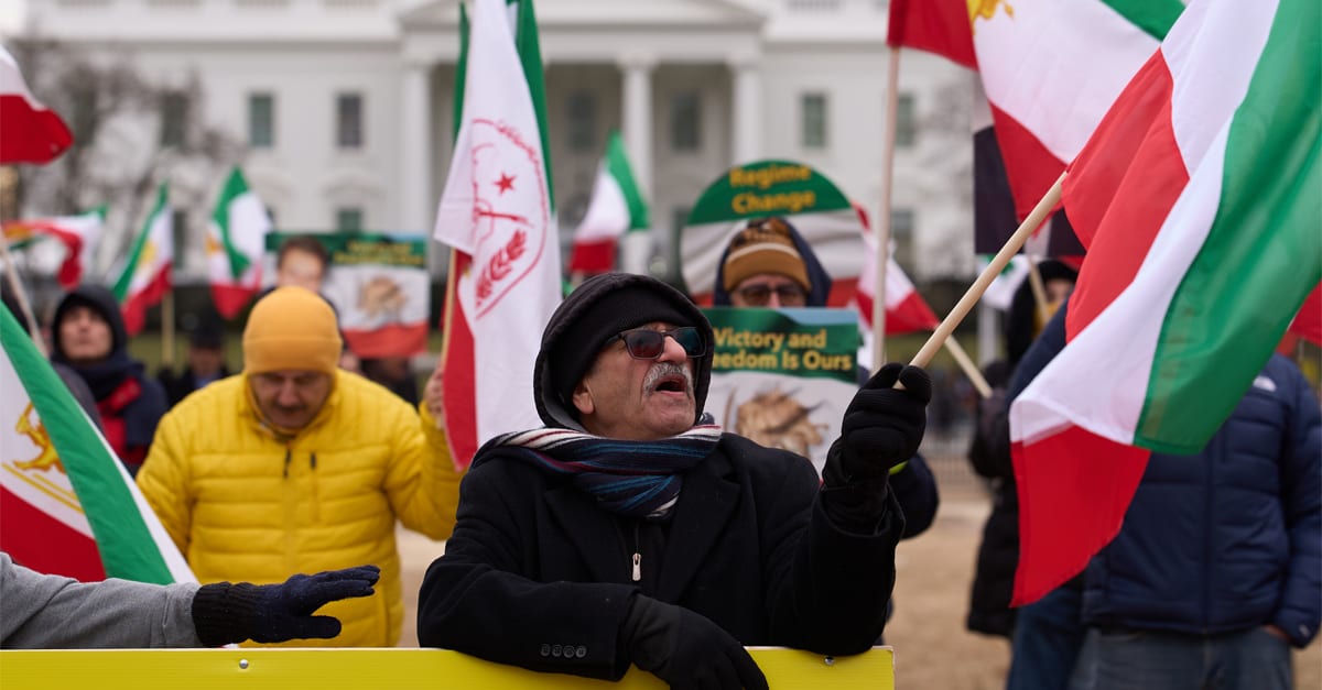 Protester i Iran – flera döda