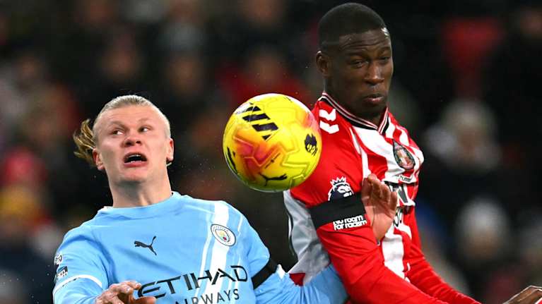 Erling Haaland och Nordi Mukiele.