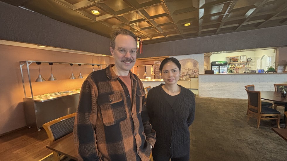 Magnus Thuvesson är tillsammans med sin fru Sara Ottosson engagerad i att ge nya restaurangen en bra start.
– Det är unik mat som tagits emot väl i Älmhult.