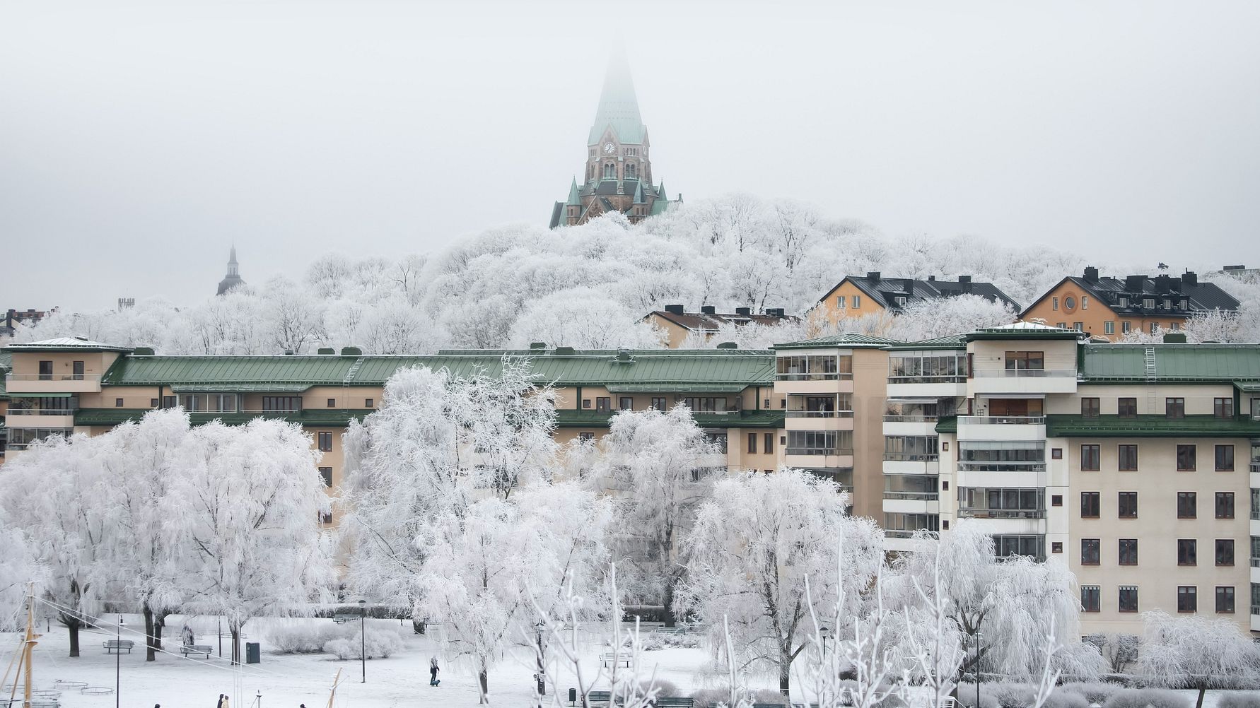 Kommentar till Svensk Mäklarstatistik: Stark decemberförsäljning av bostadsrätter avslutar bostadsåret 2025