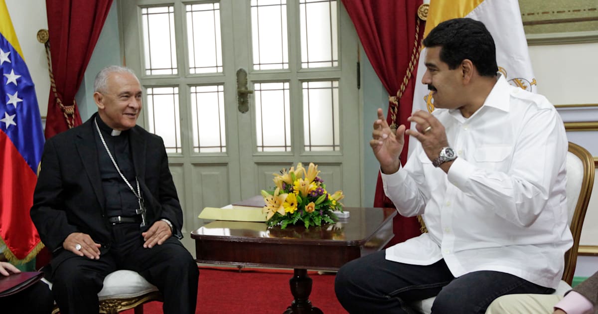 Vatikanens försökte rädda Maduro - erbjöds fly till Ryssland