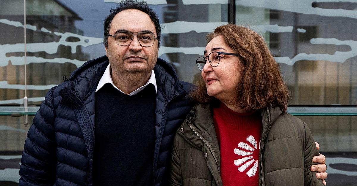 Vårdarbetarna Zahra och Afshad får stanna i Sverige