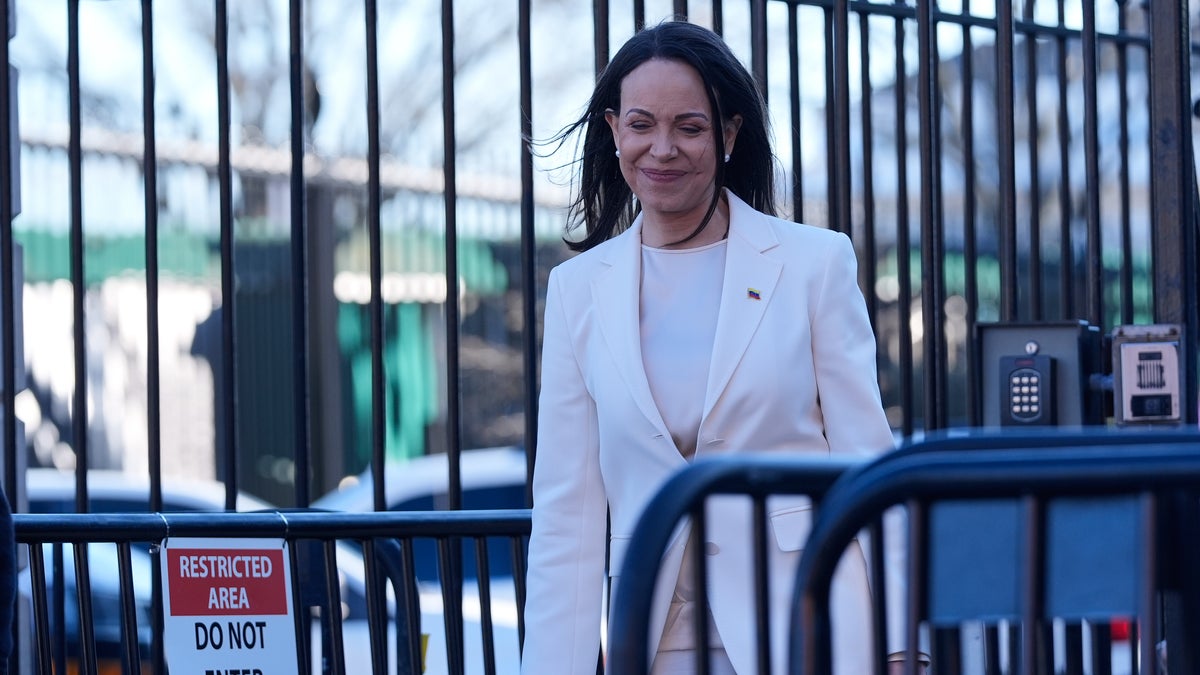 Trump tackar Machado för Nobelmedalj - Hufvudstadsbladet