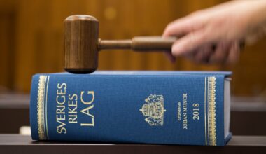 Mamma döms – straffade och låste in sina barn