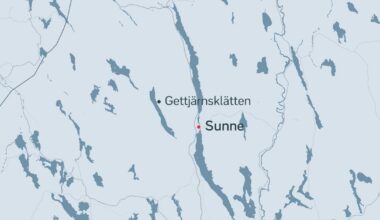 Jägare föll ned för stup – räddad från avsats