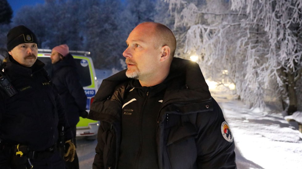 Under onsdagen genomförde polisen ett tillslag mot en adress i kommunen hos en misstänkt narkotikaförsäljare. Tidigare i veckan genomfördes en ytterligare husrannsakan, även den på en adress i kommunen.
Från vänster i bild: Erik Lannemar, Andreas Zehlander.