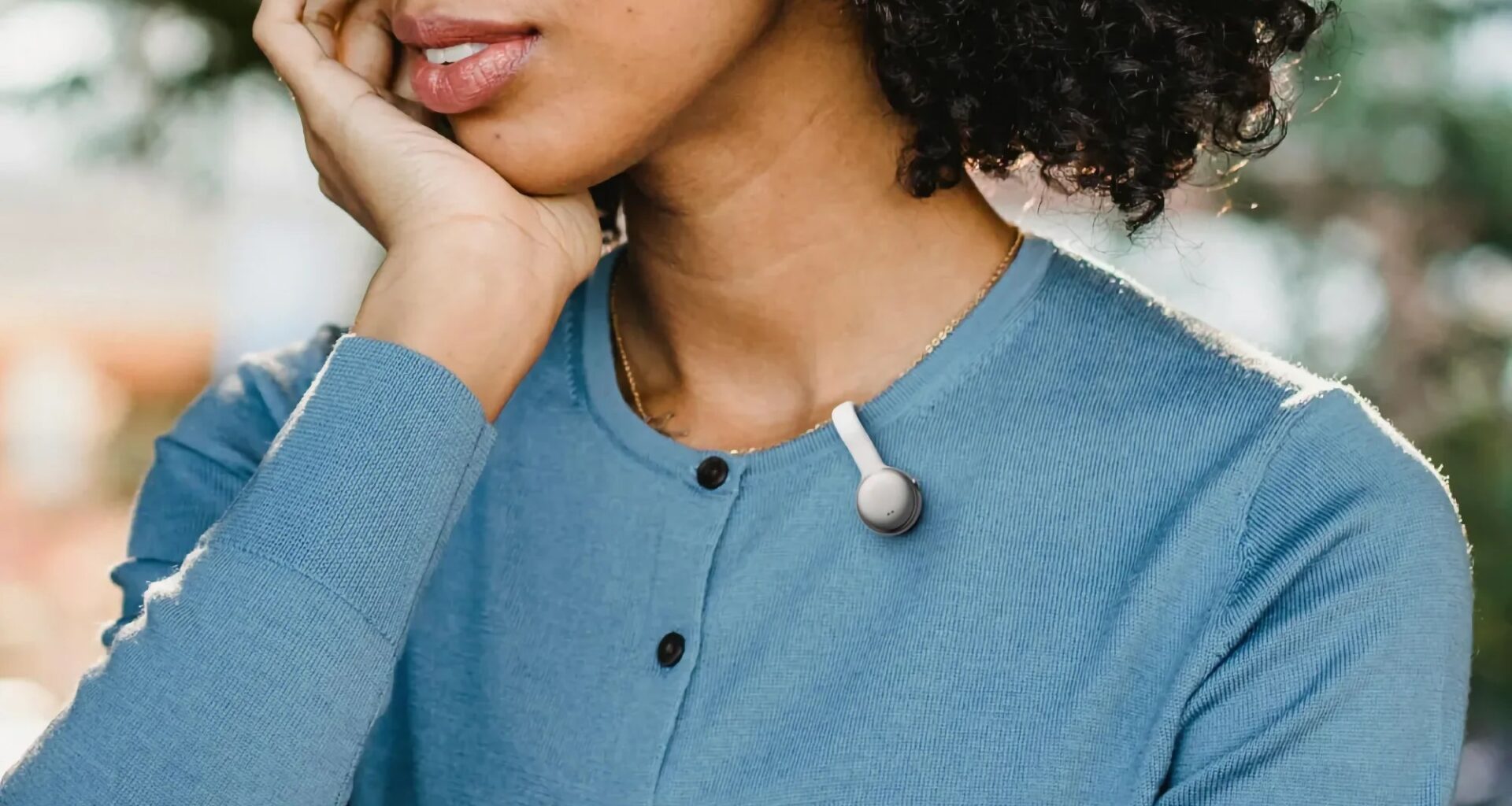 CES: SwitchBot AI MindClip spelar in din dag. För att sedan sammanställa den med AI.