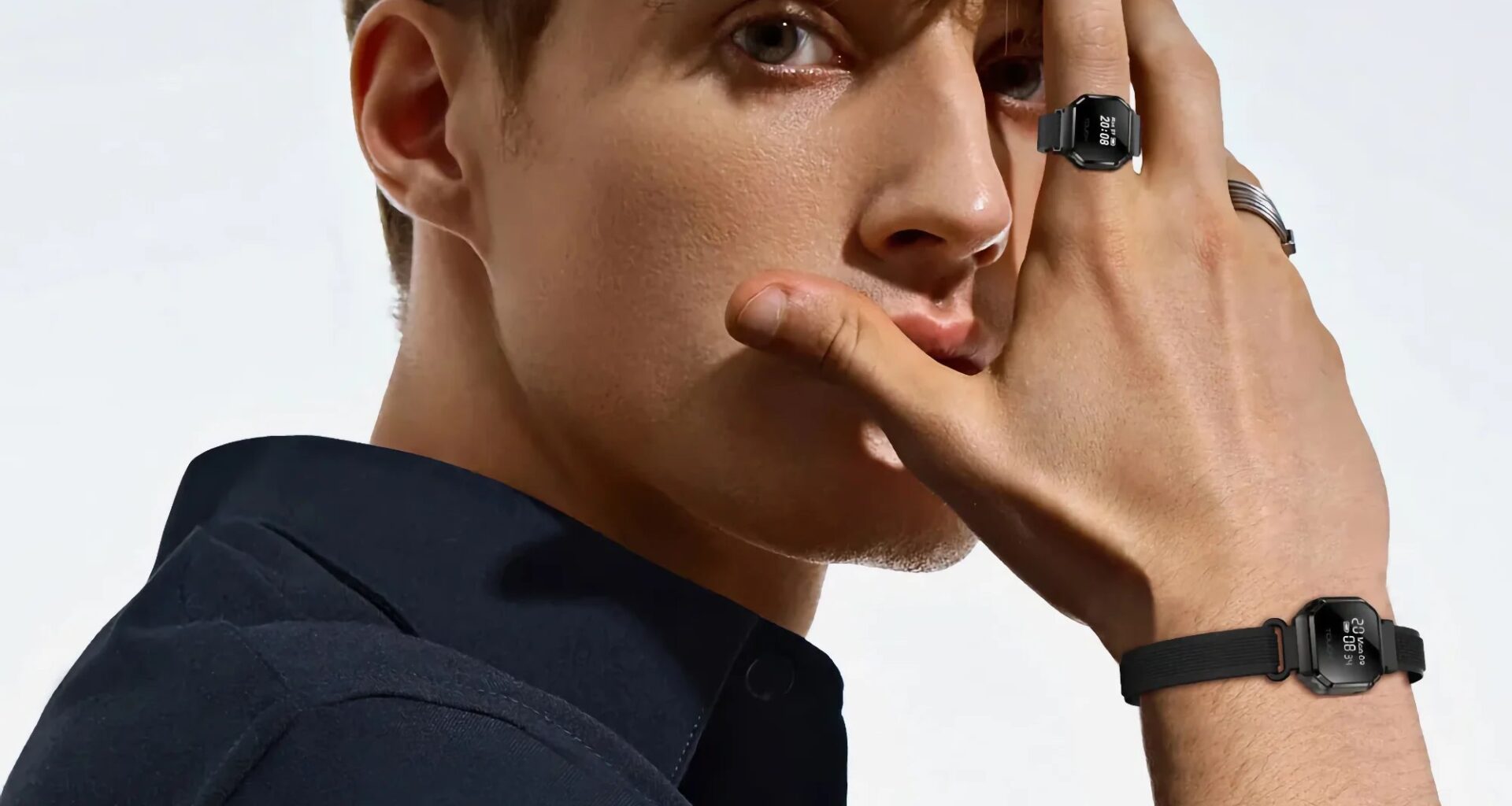 Rogbids klockring håller koll på din puls. Fusion fungerar även som ett aktivitetsarmband.