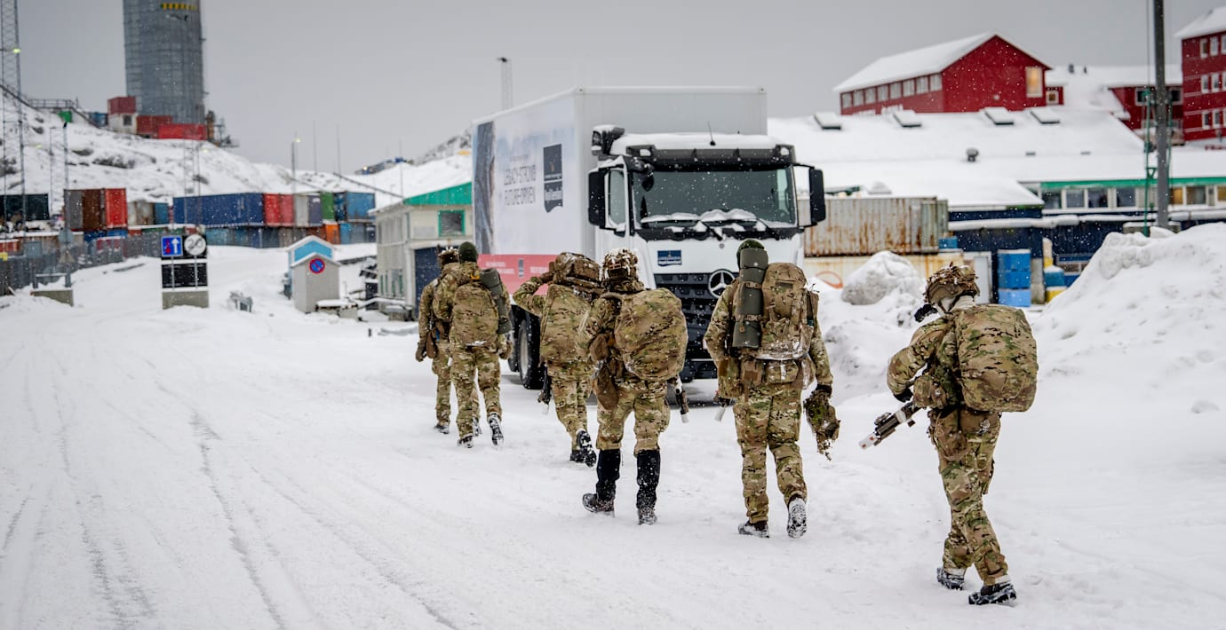 Trump medger att han kan ha missuppfattat syftet med soldaterna