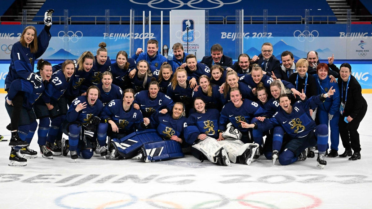 Damlejonens OS-trupp spikad – fyra PWHL-spelare med - Hufvudstadsbladet