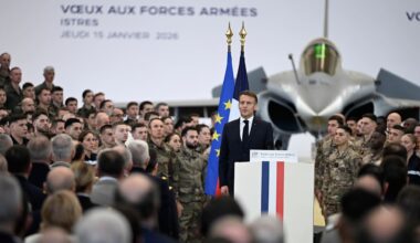 Första franska soldaterna har kommit till Grönland