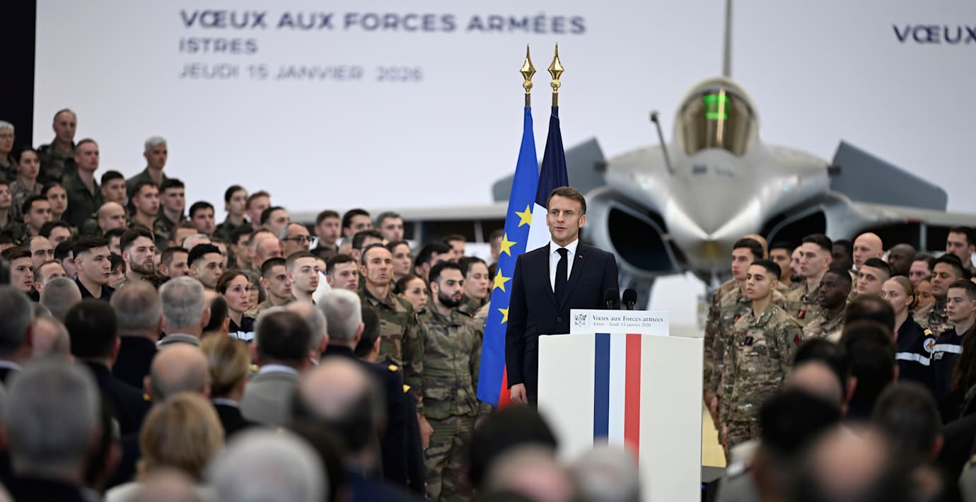 Första franska soldaterna har kommit till Grönland