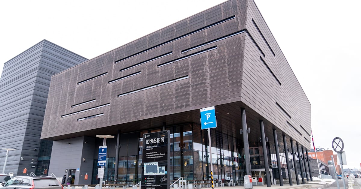 Skottlossning vid gymnasieskola i Oslo