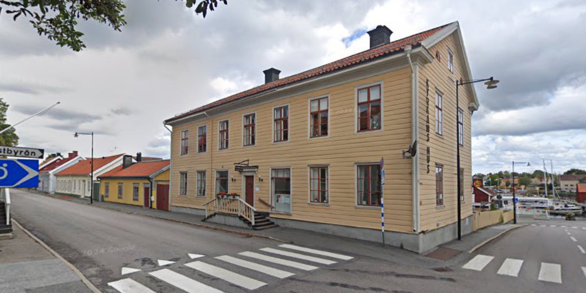 Kyrkan säljer fastigheter i Östhammar