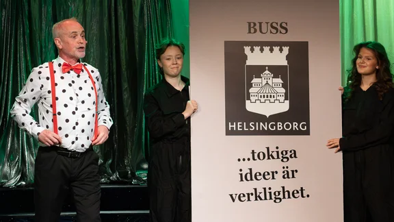 Föreställningarna spelas till slutet av januari.