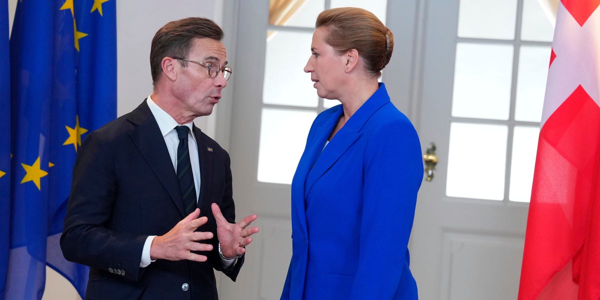 Kristersson om militär till Grönland: Självklart