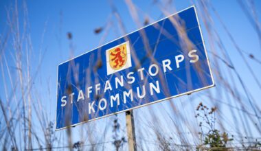 Politiker i Staffanstorp åtalas för att de vägrade ta emot kvotflyktingar - Radio Sweden på lätt svenska