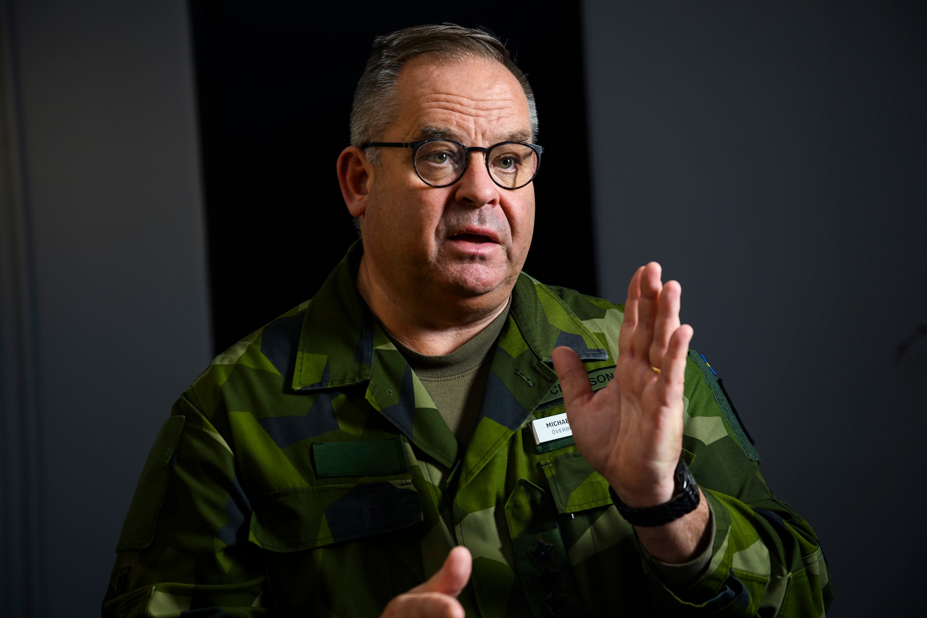 Aftonbladet träffade Sveriges överbefälhavare Michael Claesson på Folk och försvars rikskonferens i Sälen.