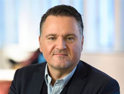 Stora mängder snö kan ge skador på hus