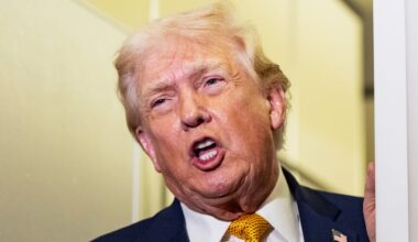 Donald Trump hotar Colombia med militära åtgärder