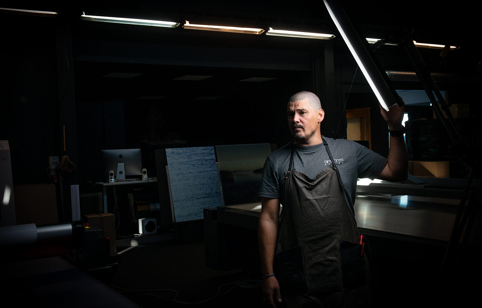 Printateljén skapar åt bilhallar, museer och fotografer