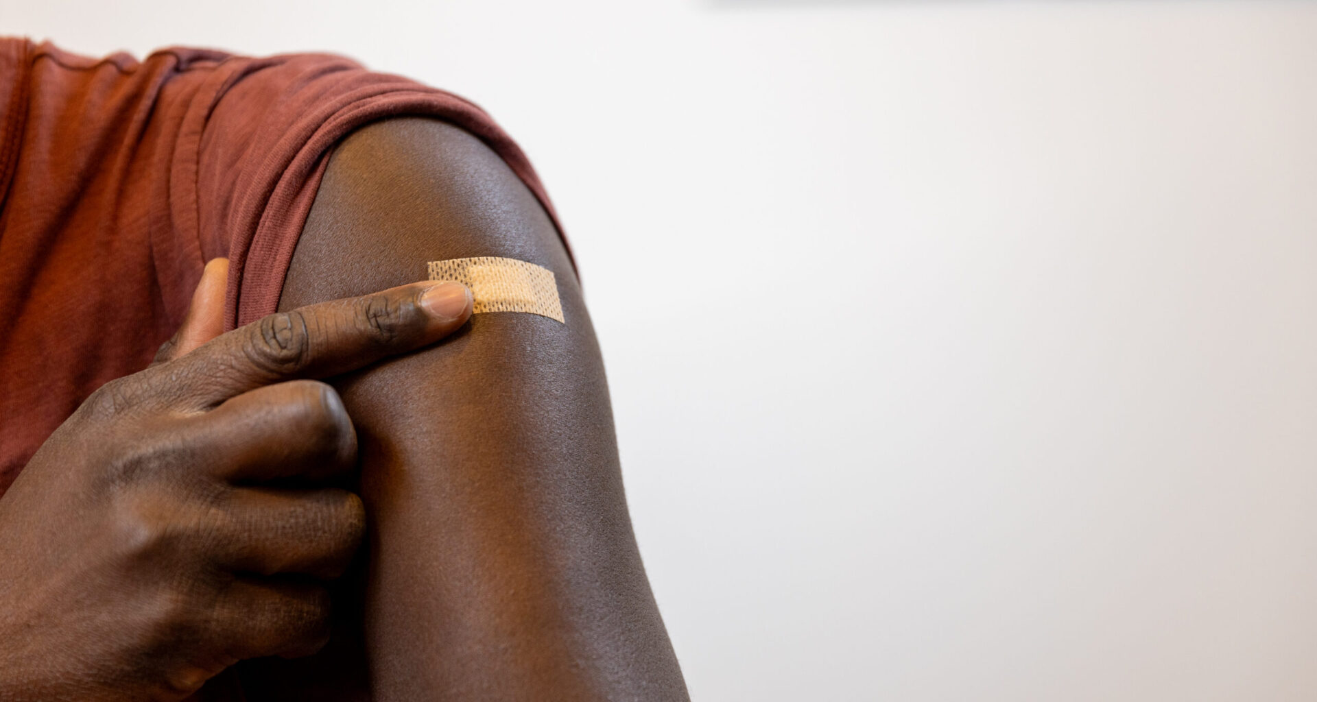 Nu blir HPV-vaccinet gratis för alla mellan 18 och 26 år  - VGRfokus