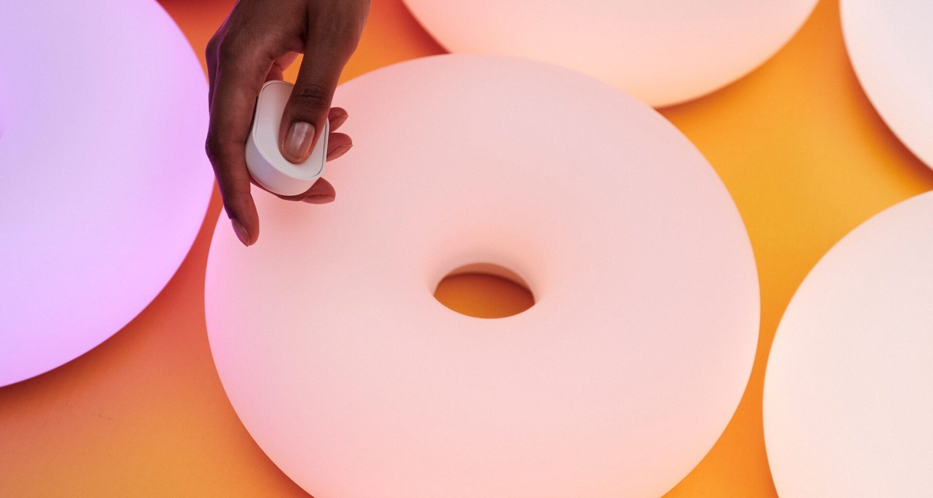 IKEA uppdaterar viral Varmblixt-lampa – nu smart, dimbar och färgskiftande