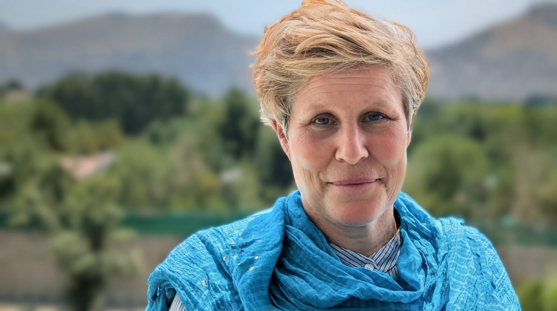 Hoppet föds i enkla skolbyggnader