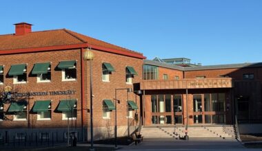 Kristianstads tingsrätt dömer en man till drygt 11 års fängelse för grova sexualbrott på internet