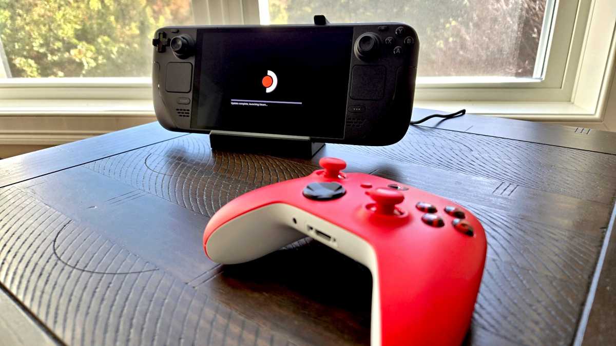 Steam Deck and wireless Xbox controller