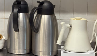 Termos och vattenkokare.