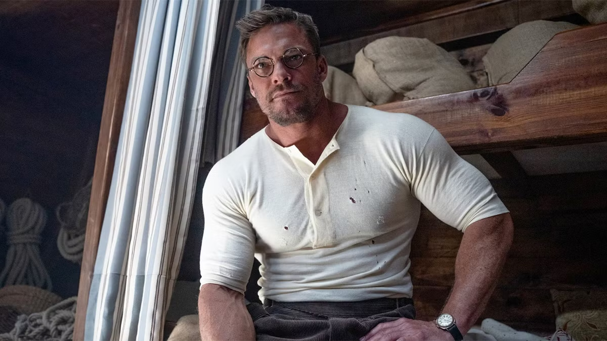 Alan Ritchson i "The Ministry of Ungentlemanly Warfare".