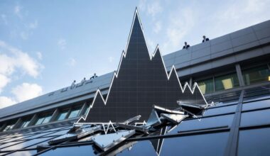 Axfood höjer utdelningen med 25 öre per aktie till 9 kr per aktie. Därmed delar man ut 83 procent av vinsten under 2025. Runt 300 kr brukar kursen stanna upp och så även denna gång, då kursen föll på bokslutet.